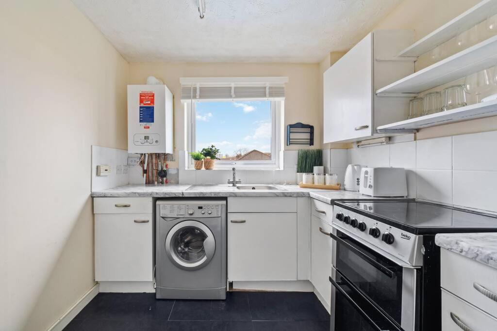 Cozy Apartment In Greater London - 1Br,1 Bath Exteriér fotografie